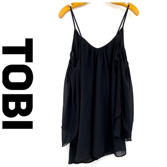 💕SALE💕 Tobi Black Swing Cold Shoulder Mini Dress - Picture 4 of 8